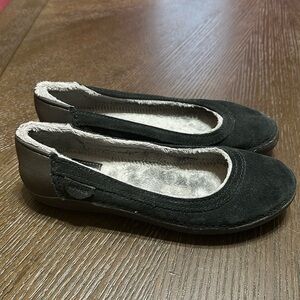 CROCS Black and Gray Women's Flats, size 7-7.5-8